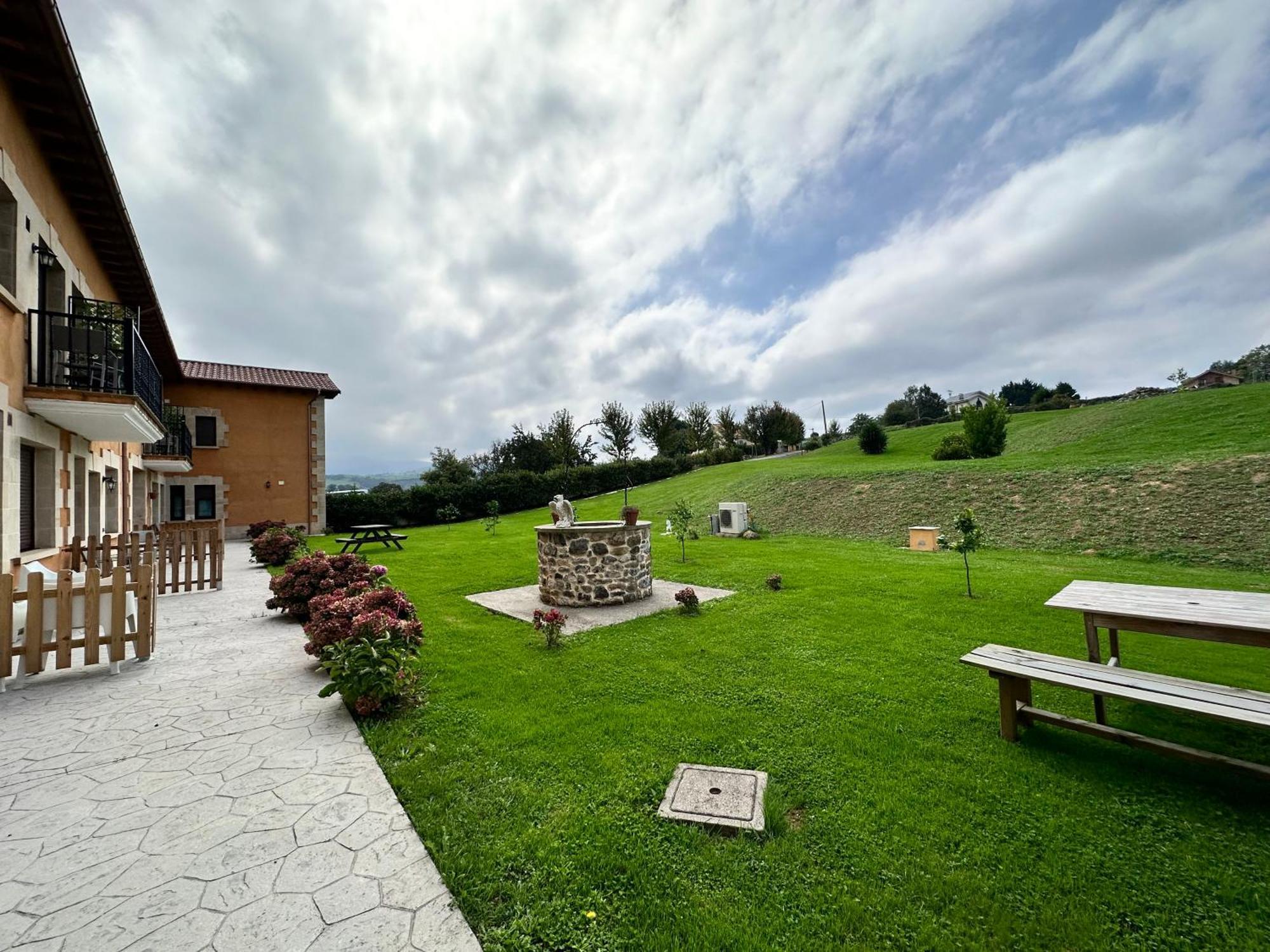Apartamentos Rurales Sobremazas Екстериор снимка